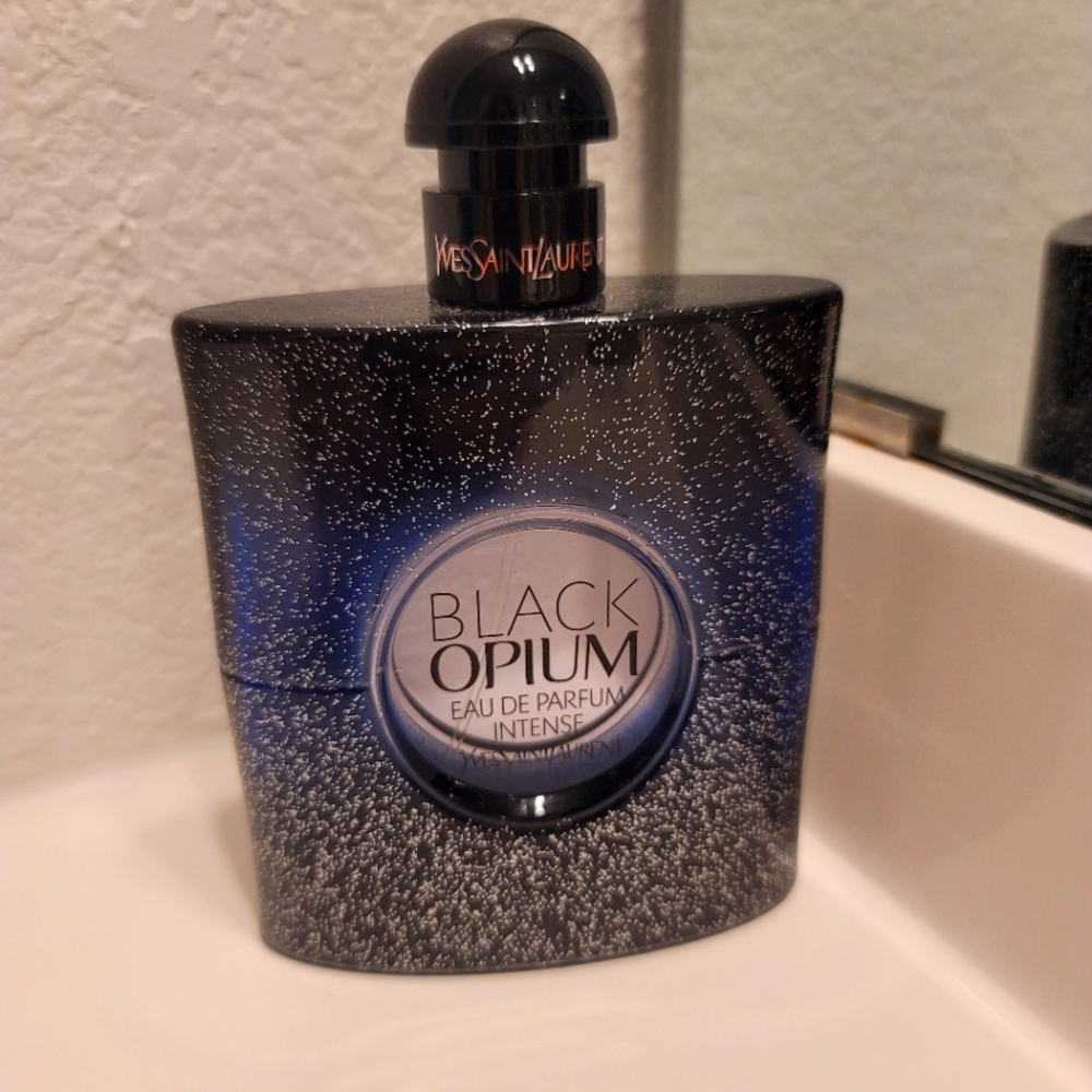NWOB Yves St. Laurent Black Opium Intense 3floz